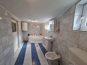 CASĂ DE VÂNZARE ÎN CENTRUL COMUNEI SOVEJA, ideală pentru locuire sau casă de vacanță - imagine 7