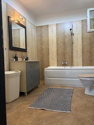 Închiriez apartament cu 3 camere,suprafata de 90 metri,et.1,în Timișoara,zona Lipovei,vis-a-vis de s - imagine 7