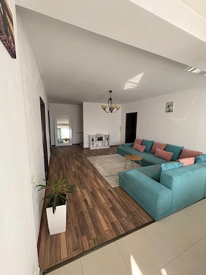 Închiriez apartament cu 3 camere,suprafata de 90 metri,et.1,în Timișoara,zona Lipovei,vis-a-vis de s - imagine 2