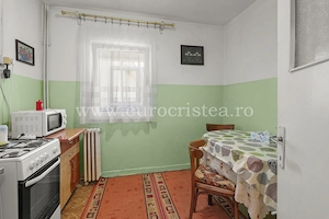 Apartament cu 3 camere de vânzare în Mangalia, strada Portului, etaj 1 - imagine 6