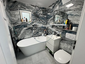 🏡 Apartament cu 3 camere de vânzare în Năsăud - zona centrală, parter  - imagine 8