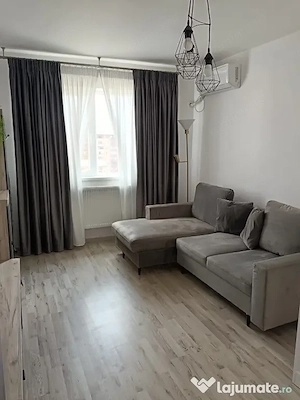 Închiriez garsonieră Militari Residence