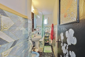 Apartament cu 2 camere de vânzare în Mangalia   Etaj 1, aproape de Plajă, Strada Ion Creangă - imagine 2