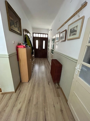 Casă spațioasă cu garaj dublu, pivniță și curte   Zonă centrală, Lugoj - imagine 6