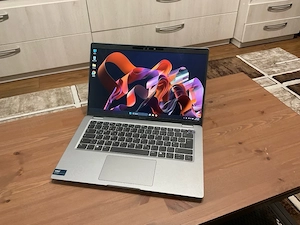 Laptop Dell Latitude 5450, Ultra 5, 32GB DDR5, 512GB SSD, Licenta Win11Pro