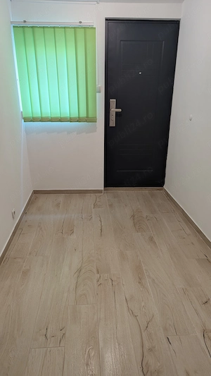 Spatiu ultracentral 10 mp