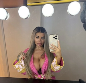 cea mai sexy si profesionista