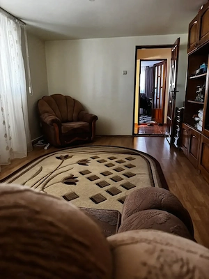 Apartament 3 camere decomandat | Zona Șagului | 2 balcoane | Centrală proprie | AC - imagine 5