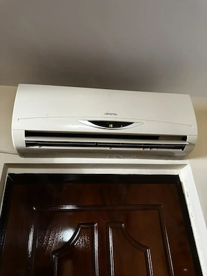Apartament 3 camere decomandat | Zona Șagului | 2 balcoane | Centrală proprie | AC - imagine 8