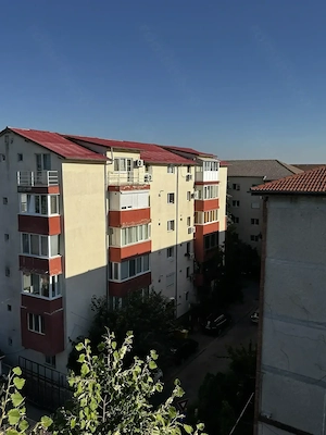 Apartament 3 camere decomandat | Zona Șagului | 2 balcoane | Centrală proprie | AC - imagine 9