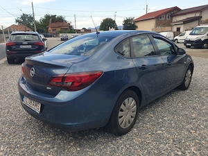 Opel Astra 2016 1.6 CDTI 110 CP Cosmo   Înmatriculată RO   Istoric Complet Service - imagine 6
