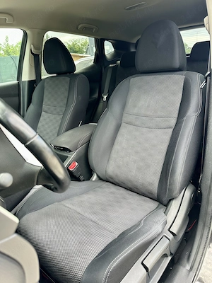 Nissan Qashqai Carte service Carlig remorcare Keyless Rate Garantie - imagine 5