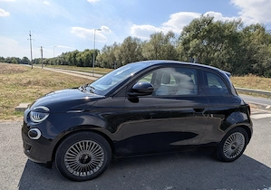 Fiat 500e 42 kWh 118 CP Icon, negru, electric, automat, 3 uși, 4 locuri. - imagine 5