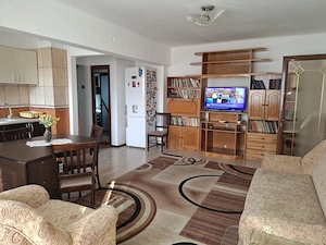 Apartament cu 3 camere de închiriat  ultracentral  - imagine 8