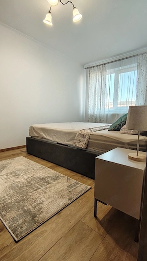 Închiriez apartament 2 camere, zona Gojdu - imagine 2