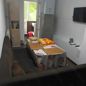 Închiriez apartament 2 camere - imagine 4