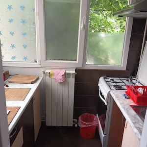 Închiriez apartament 2 camere - imagine 3
