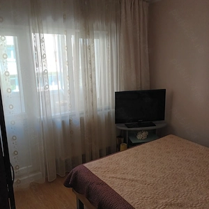 Închiriez apartament 2 camere - imagine 7