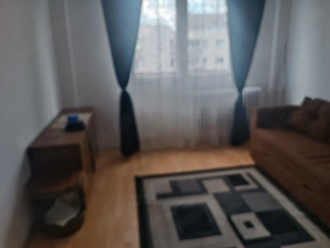 Proprietar Închiriez apart. 2 cam Lujerului