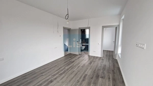 Casa moderna si spatioasa cu 3 dormitoare 2 garaje in Sasar Comision 0 - imagine 9