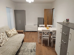 Închiriez apartament cu 2 camere  - imagine 2