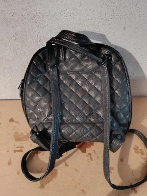 rucsac damă ( nu trimit prin curier )