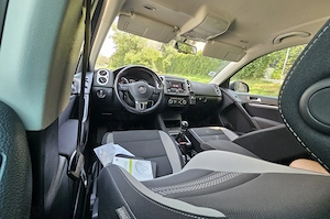 VW Tiguan 1.4 TSI 4Motion Life Navigatie Parkassist Încălzire Scaune Clima  Senzori Parcare Euro - imagine 14