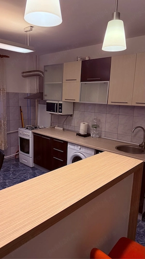 Vand 2 camere metrou Gorjului, Militari - imagine 5