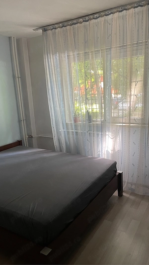 Vand 2 camere metrou Gorjului, Militari - imagine 6