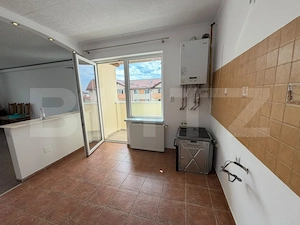 Apartament, 4 camere, 113mp, 2 parcari, 3 balcoane, pod, zona Terra - imagine 10
