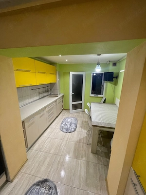 De închiriat. Apartament Popa șapcă  - imagine 3