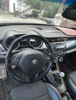 Alfa Romeo Giulietta 2.0 170cai - imagine 7