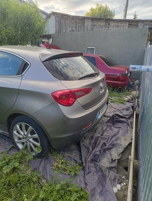 Alfa Romeo Giulietta 2.0 170cai - imagine 9