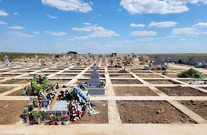 Locuri de veci - Cimitirul Sf. Spiridon - Berceni 3, Ilfov - 3.000 lei