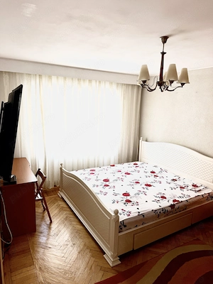   DE ÎNCHIRIAT   Apartament 3 camere + garaj | Botoșani, Bd. Mihai Eminescu - imagine 3