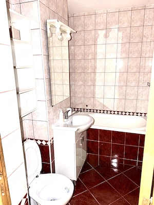   DE ÎNCHIRIAT   Apartament 3 camere + garaj | Botoșani, Bd. Mihai Eminescu - imagine 5