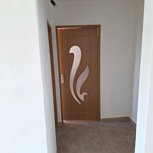 Vând apartament cu 2 camere - imagine 5