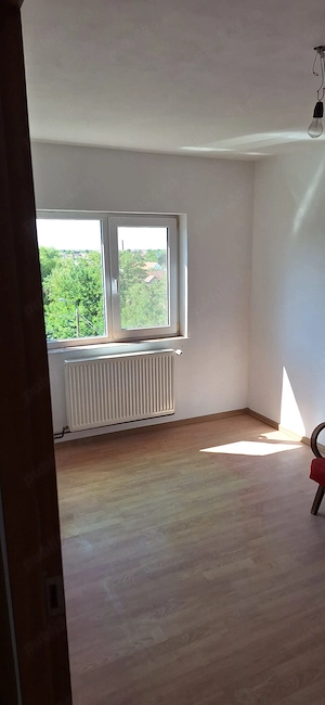 Vând apartament cu 2 camere - imagine 8