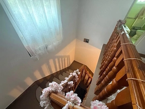 vand sau schimb cu apartament Casa In Deva - imagine 2