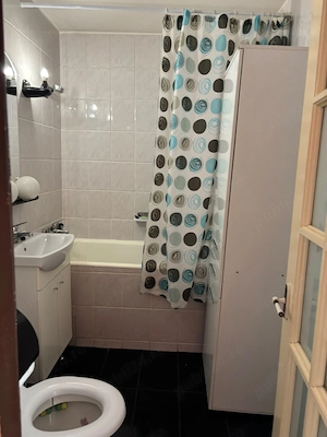 Proprietar închiriez apartament 3 camere  - imagine 10