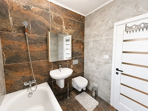 Apartament 3 camere de închiriat Central - imagine 13