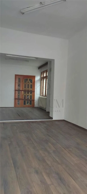 SAD - zona excelenta - toate utilitatile -  centrala proprie - 4 camere - imagine 2