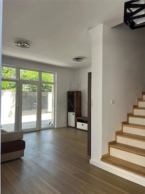 Casa - parter cu mansarda - 105 mp utili - toate utilitatiile - imagine 3