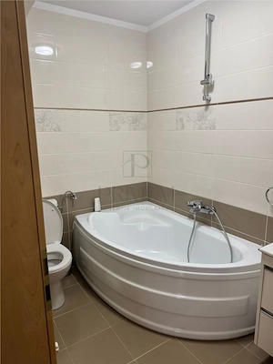 Apartament 3 camere | 86 mp | Decomandat | Central #259; proprie | Zona Lipovei – Iulius Mall - imagine 9