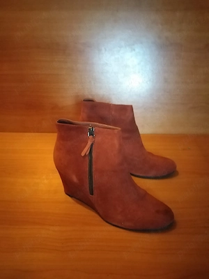 Botine din piele naturală -  pentru femei nr 40
