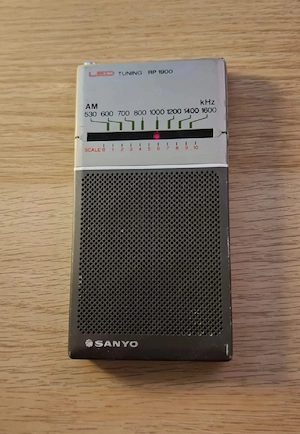 radio Sanyo vintage 