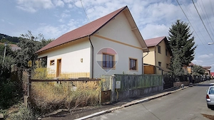 Casă de vânzare în Mediaș, cartier Moșnei-necesita renovare interior - imagine 2