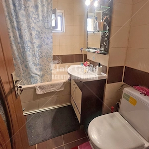 | Apartament cu 3 camere | Micro 20 | Mobilat | - imagine 8