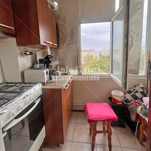 | Apartament cu 3 camere | Micro 20 | Mobilat | - imagine 3