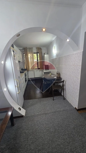 Apartament 3 camere , Podu Pos, Decomandat
